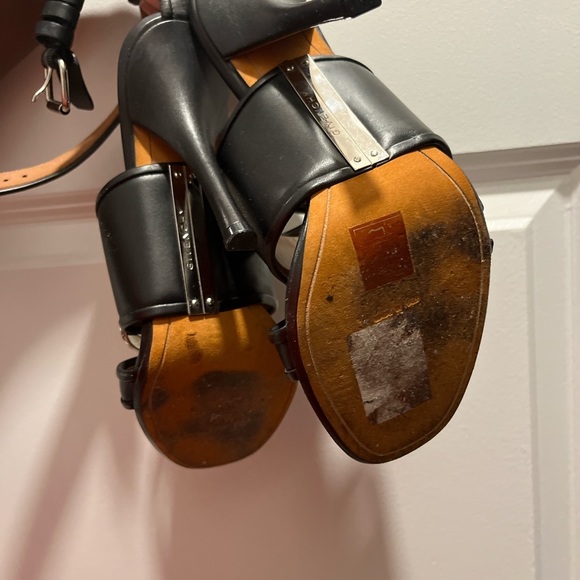 Givenchy heels - Picture 6 of 6